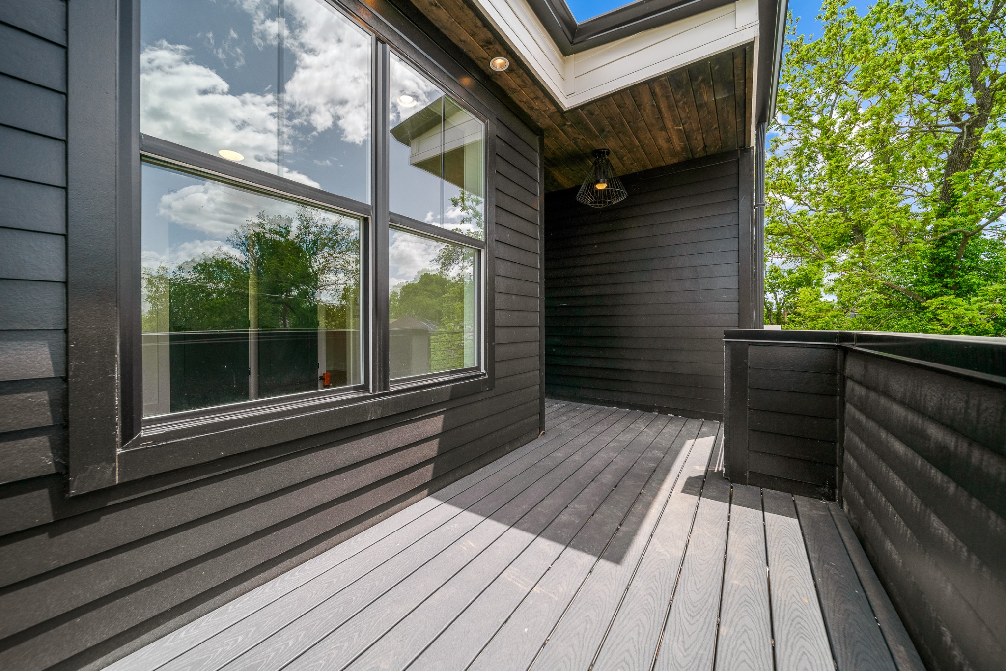 1916 14th Ave, N Nashville TN 37208