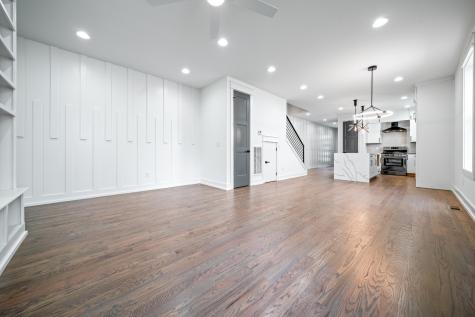 1916 14th Ave, N Nashville TN 37208
