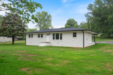 113 Brook Street Mc Ewen TN 37101