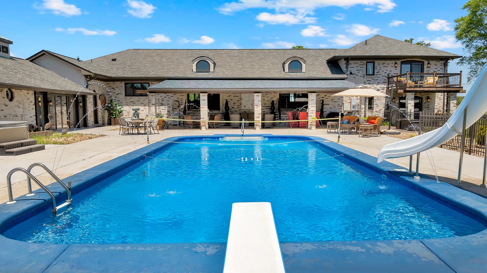 5016 Hillsboro Highway Hillsboro TN 37342