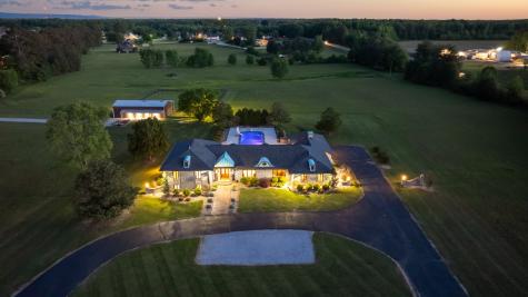 5016 Hillsboro Highway Hillsboro TN 37342