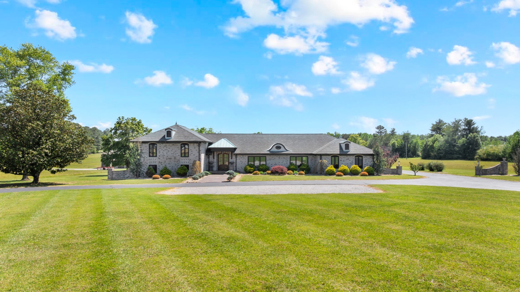 5016 Hillsboro Highway Hillsboro TN 37342