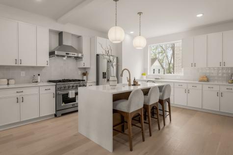 917 Cheatham Place Nashville TN 37208