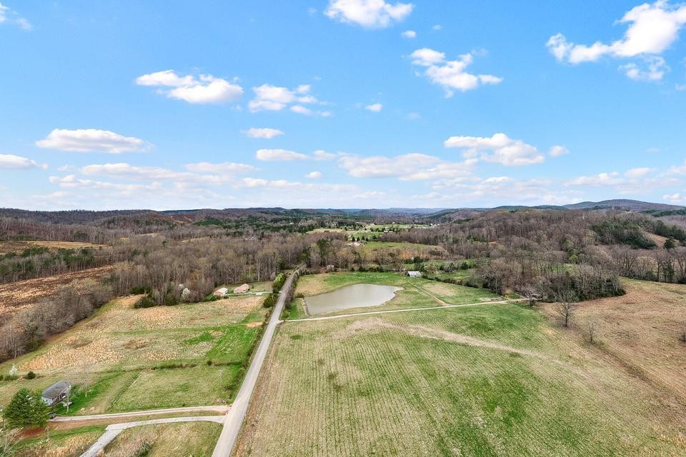 4 N Nopone Valley Road Decatur TN 37322