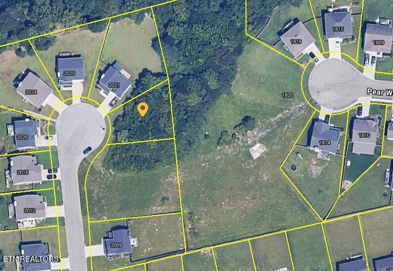 1820 Pear Wood & 0 Mahogany Wood Trail Knoxville TN 37920