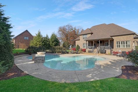 142 Waters Hill Circle Lebanon TN 37087