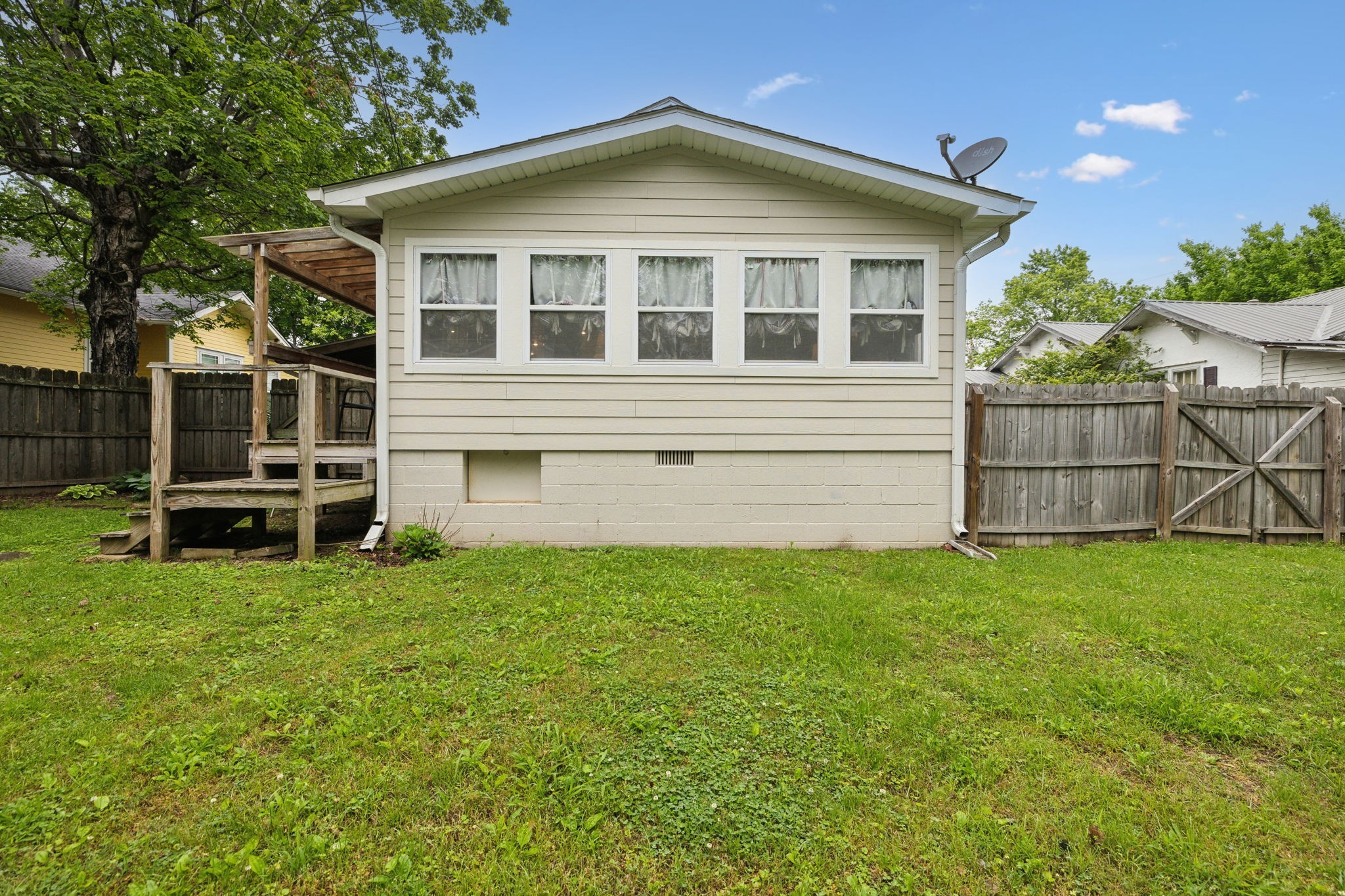 103 S Park Street Hohenwald TN 38462