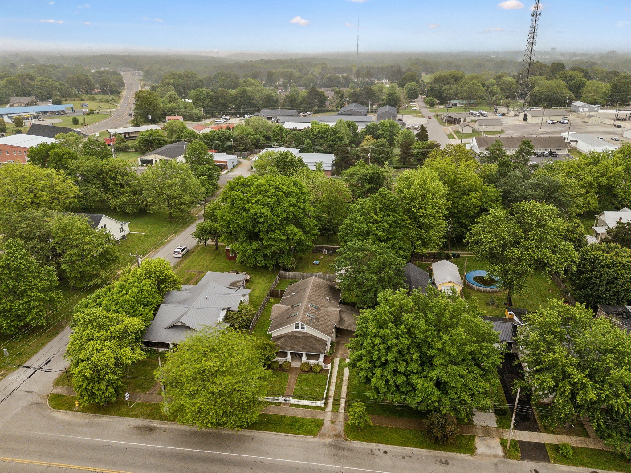 103 S Park Street Hohenwald TN 38462