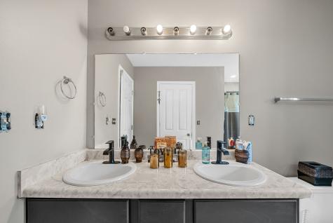 1901 Sherman Court Clarksville TN 37042