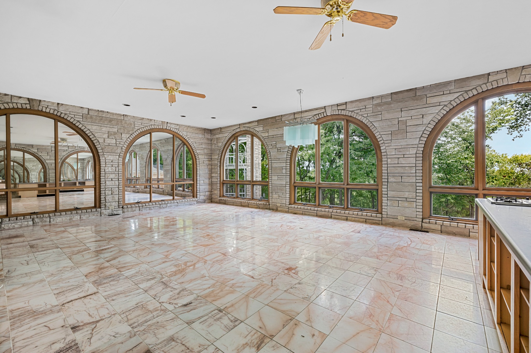 5729 Stoneway Trail Nashville TN 37209