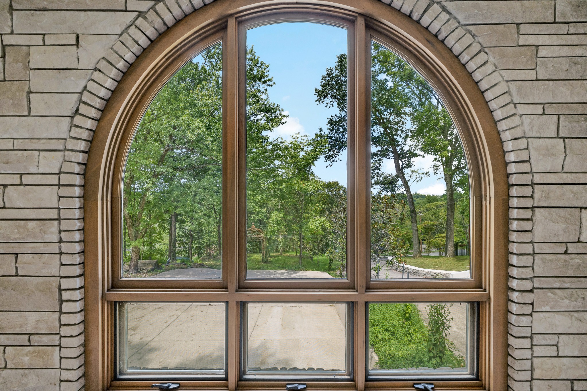 5729 Stoneway Trail Nashville TN 37209