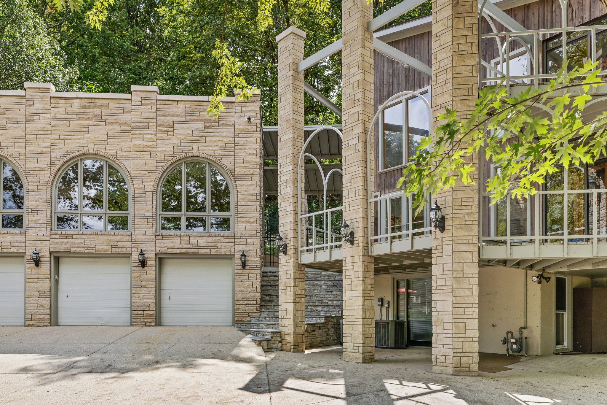 5729 Stoneway Trail Nashville TN 37209