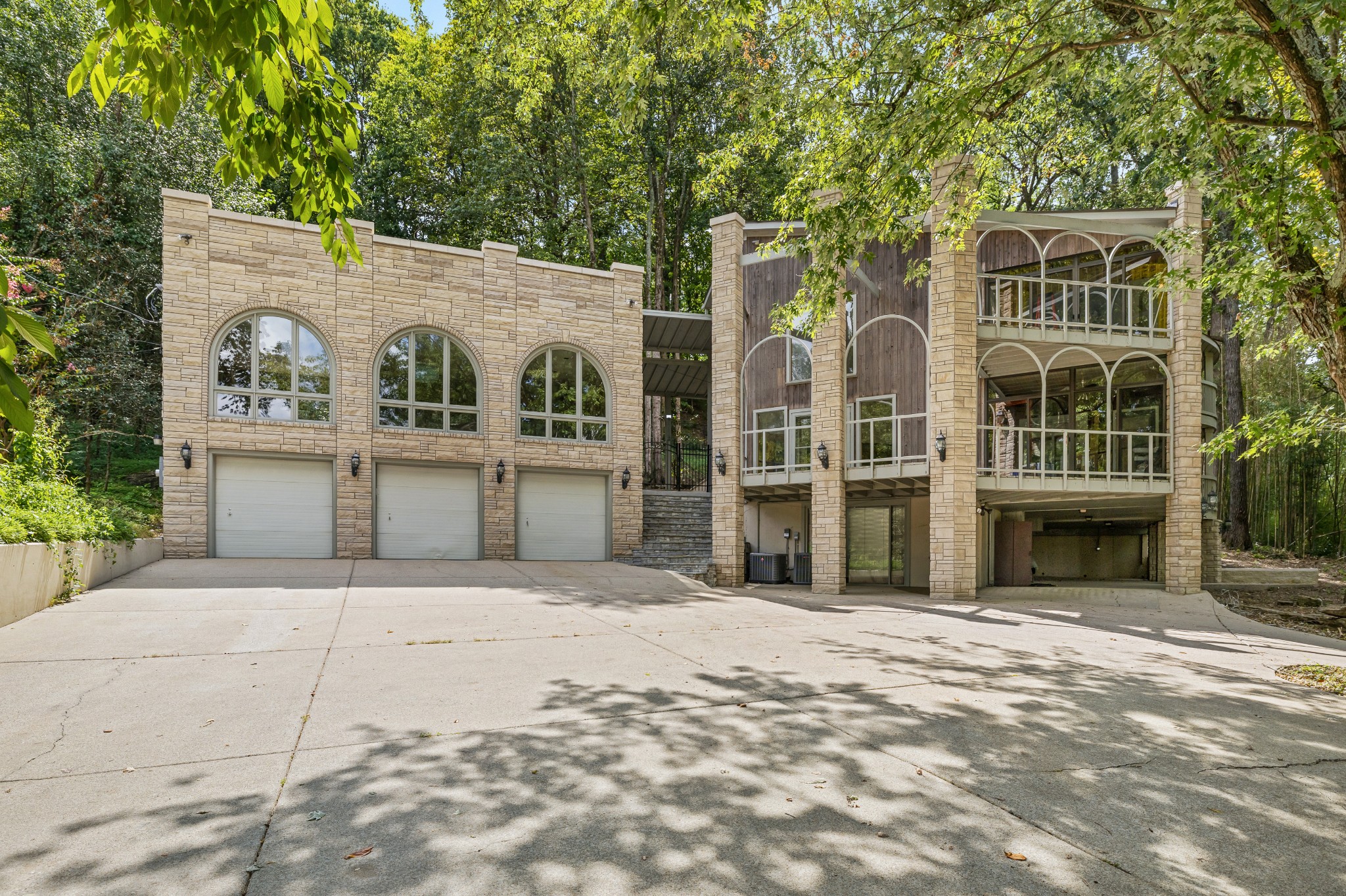 5729 Stoneway Trail Nashville TN 37209