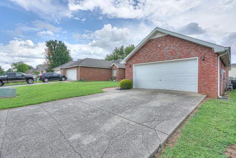 615 Freedom Court Murfreesboro TN 37129