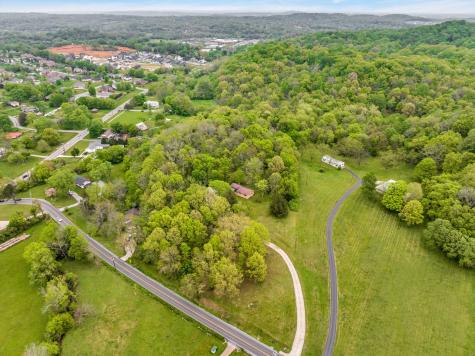 2484 Center Point Road Hendersonville TN 37075