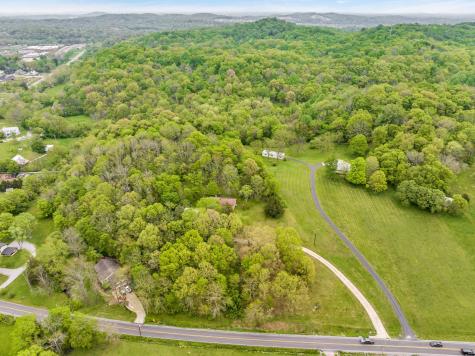 2484 Center Point Road Hendersonville TN 37075