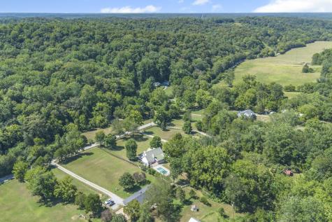 8756 Poplar Creek Road Nashville TN 37221