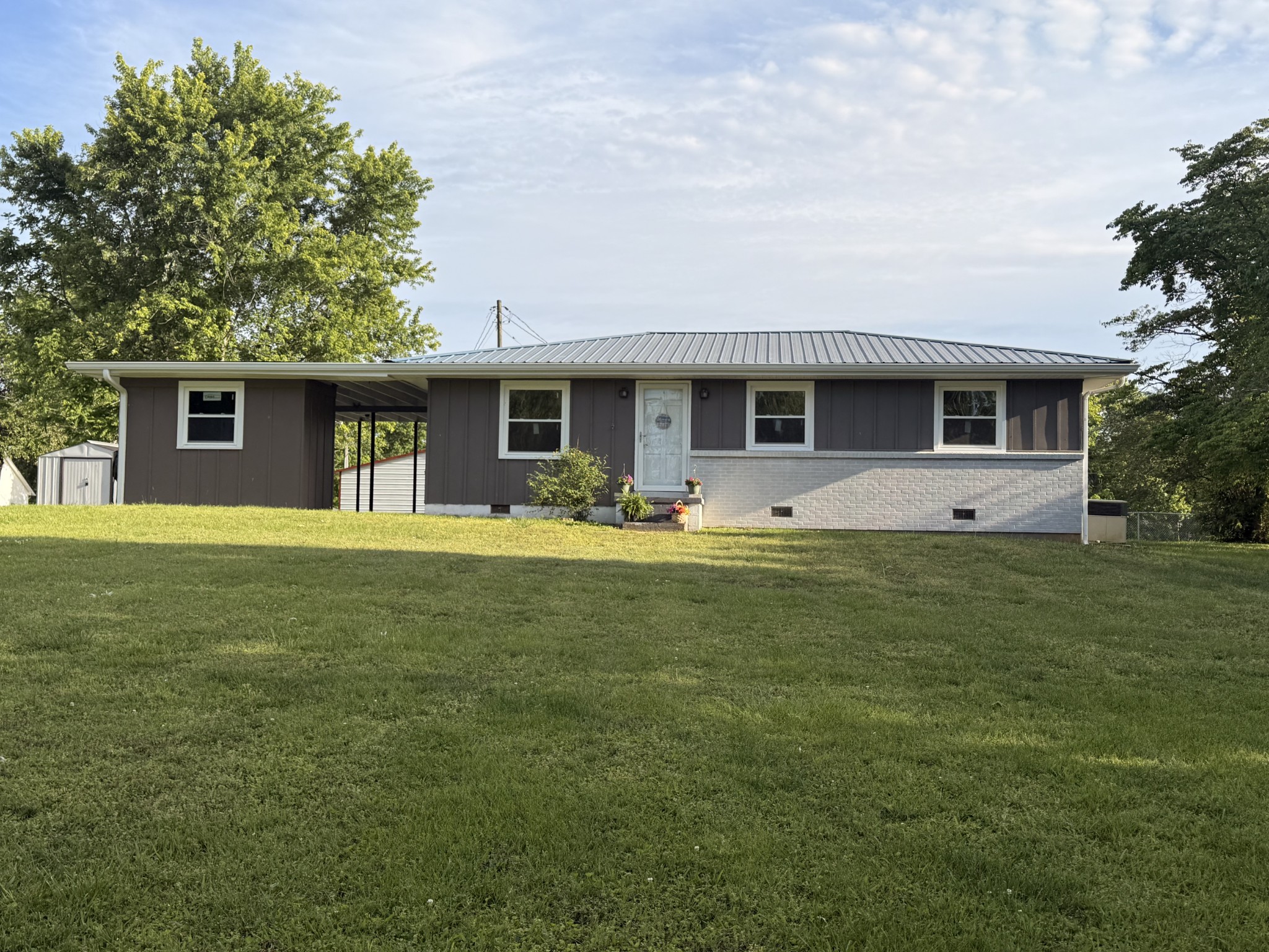 122 Mcintosh Avenue Cumberland City TN 37050