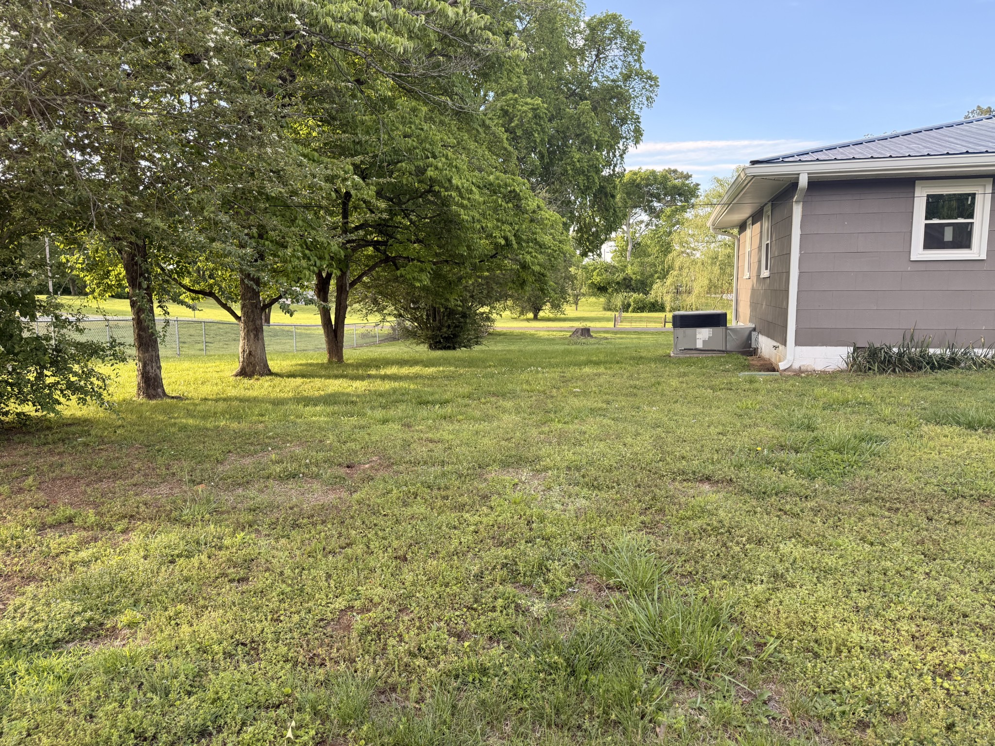 122 Mcintosh Avenue Cumberland City TN 37050