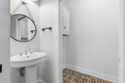 1306 Riverwood Drive Nashville TN 37216