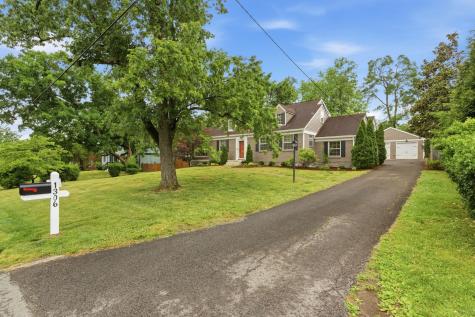 1306 Riverwood Drive Nashville TN 37216