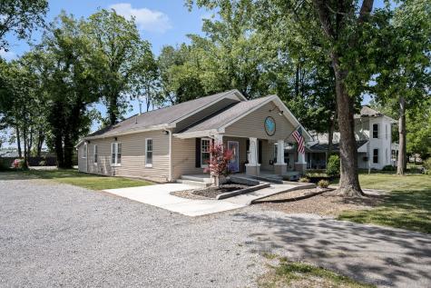 105 W Decherd Street Tullahoma TN 37388