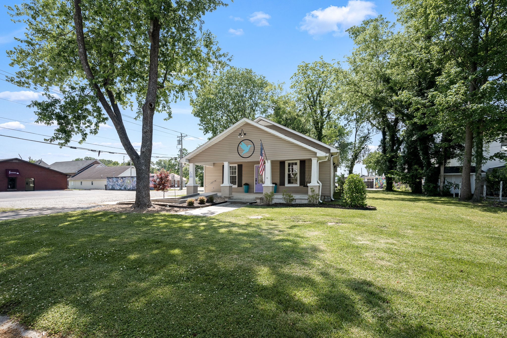 105 W Decherd Street Tullahoma TN 37388