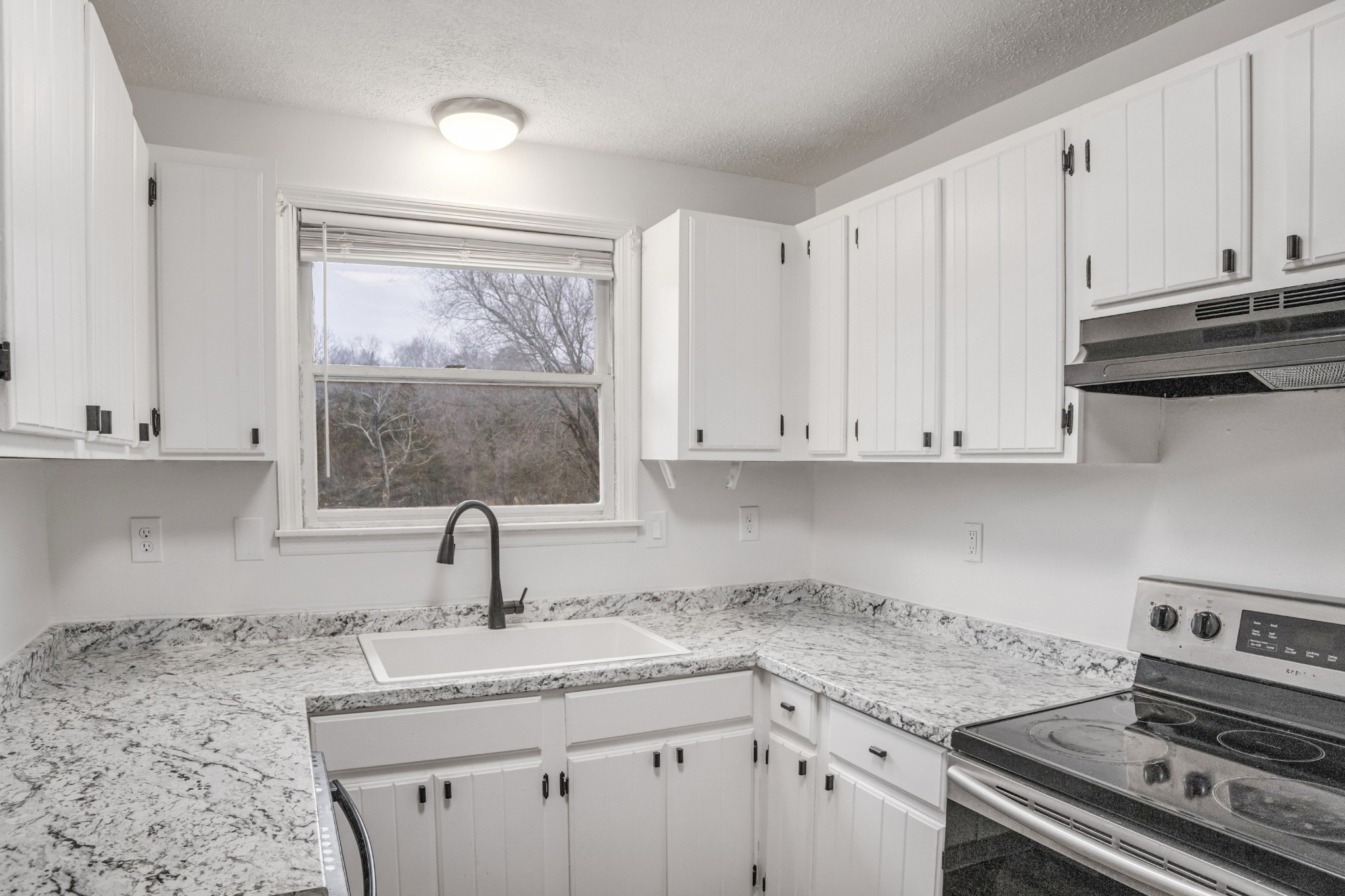 151 Covington Lane Dickson TN 37055