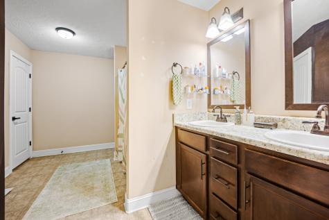 233 Azalea Drive Oak Grove KY 42262