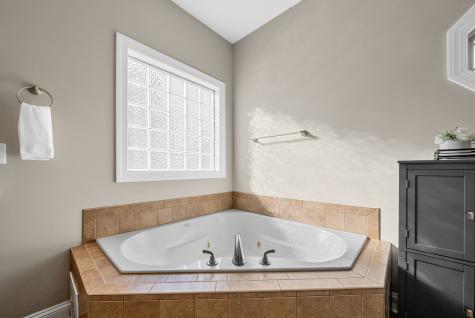 185 Plantation Drive Pleasant View TN 37146