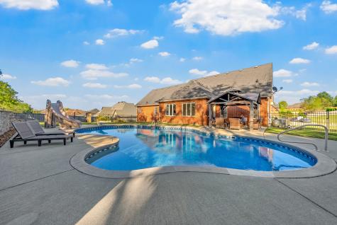 185 Plantation Drive Pleasant View TN 37146
