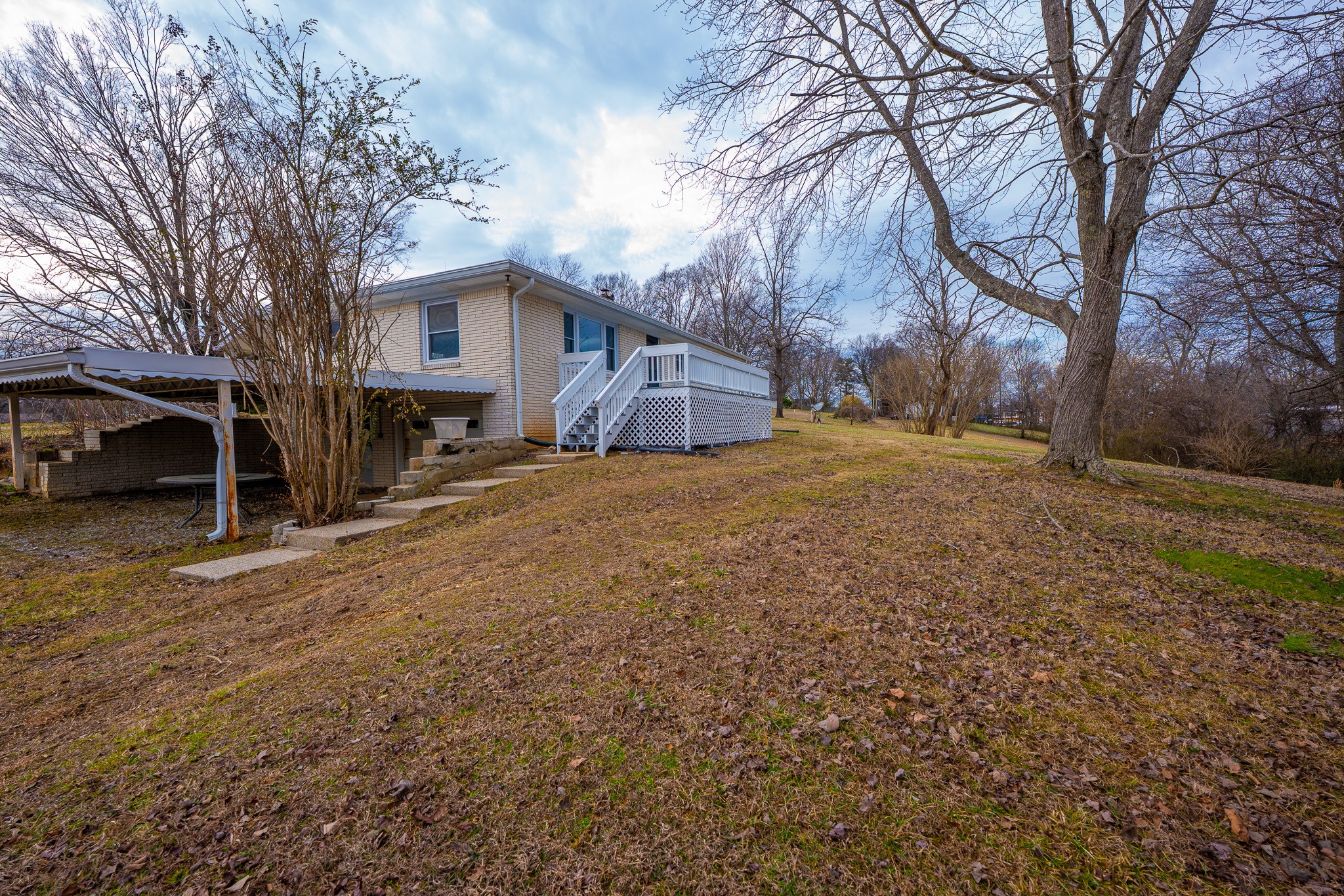 131 Bold Springs Road Mc Ewen TN 37101