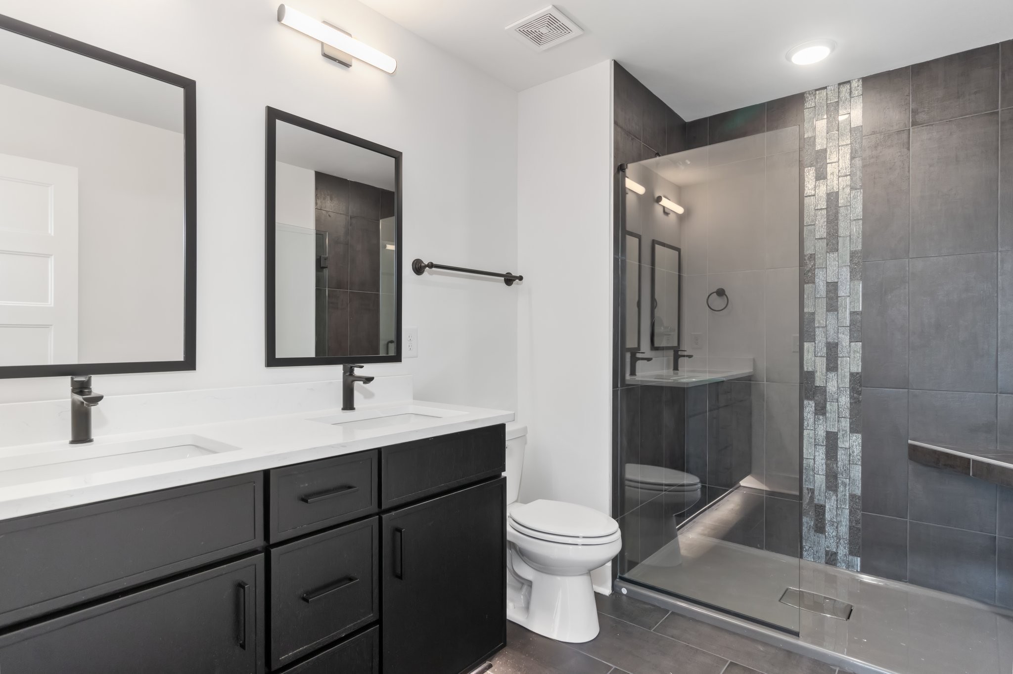 14 Holland Park West Clarksville TN 37043