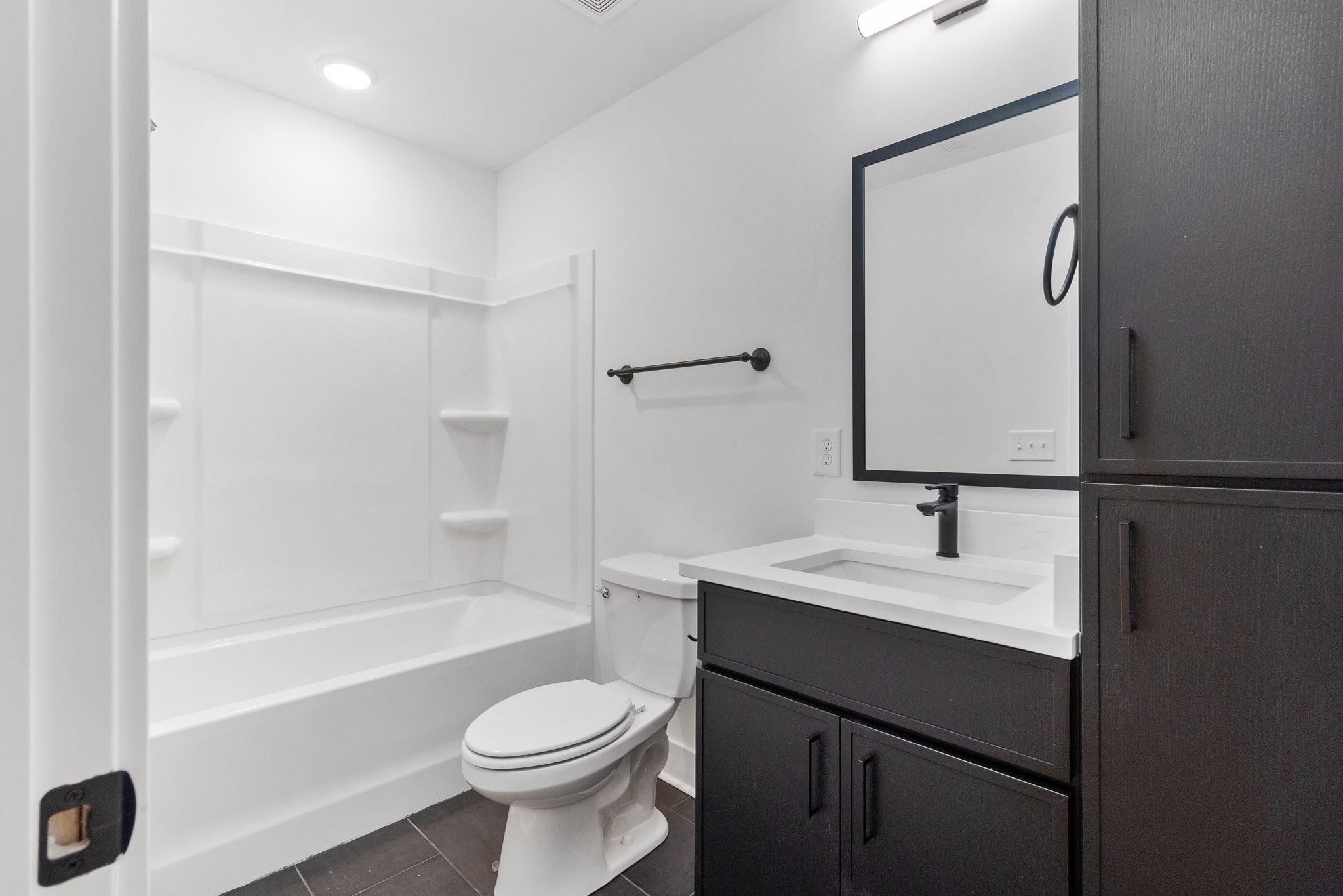 14 Holland Park West Clarksville TN 37043