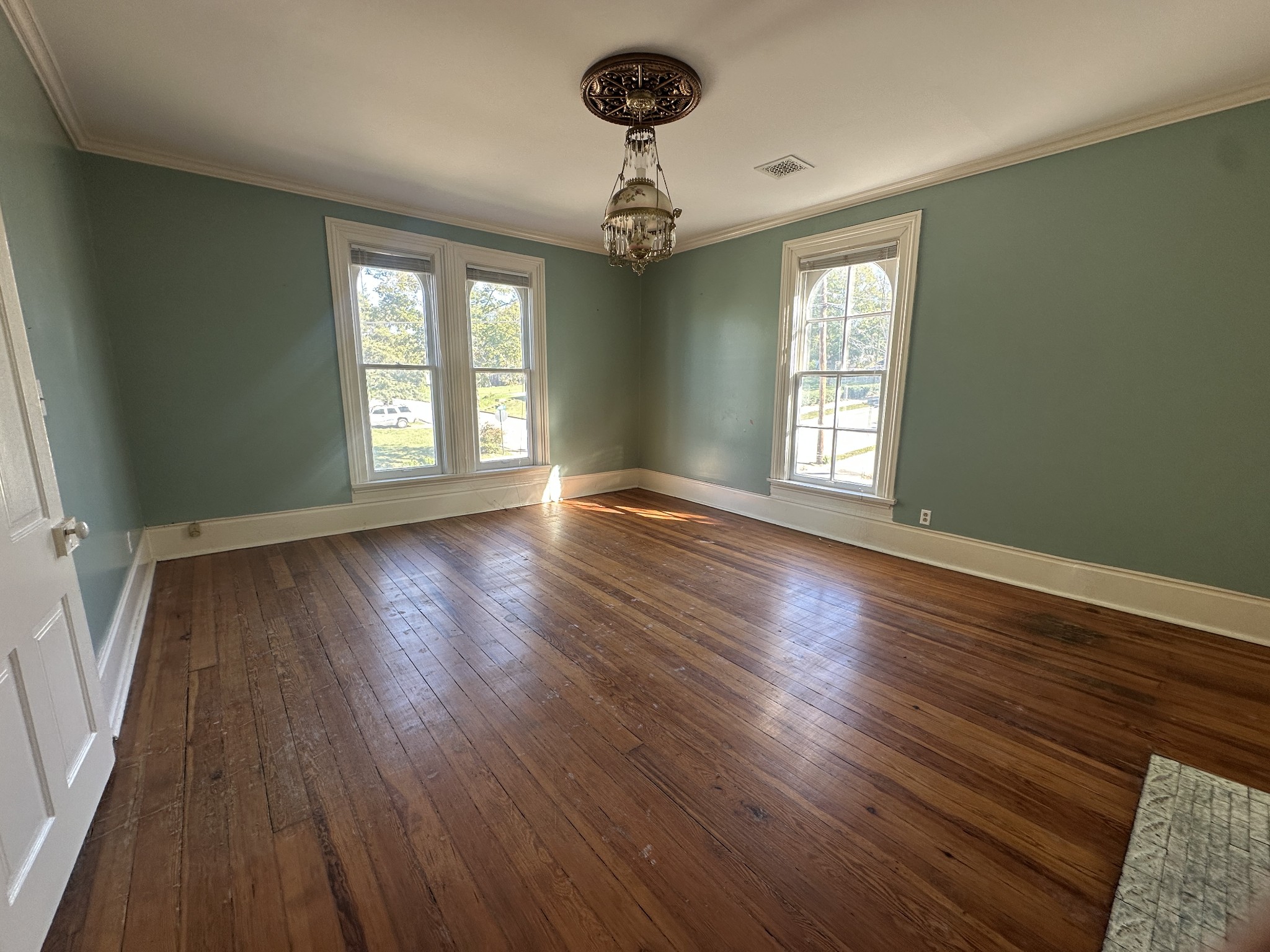 474 S Main Street Russellville KY 42276