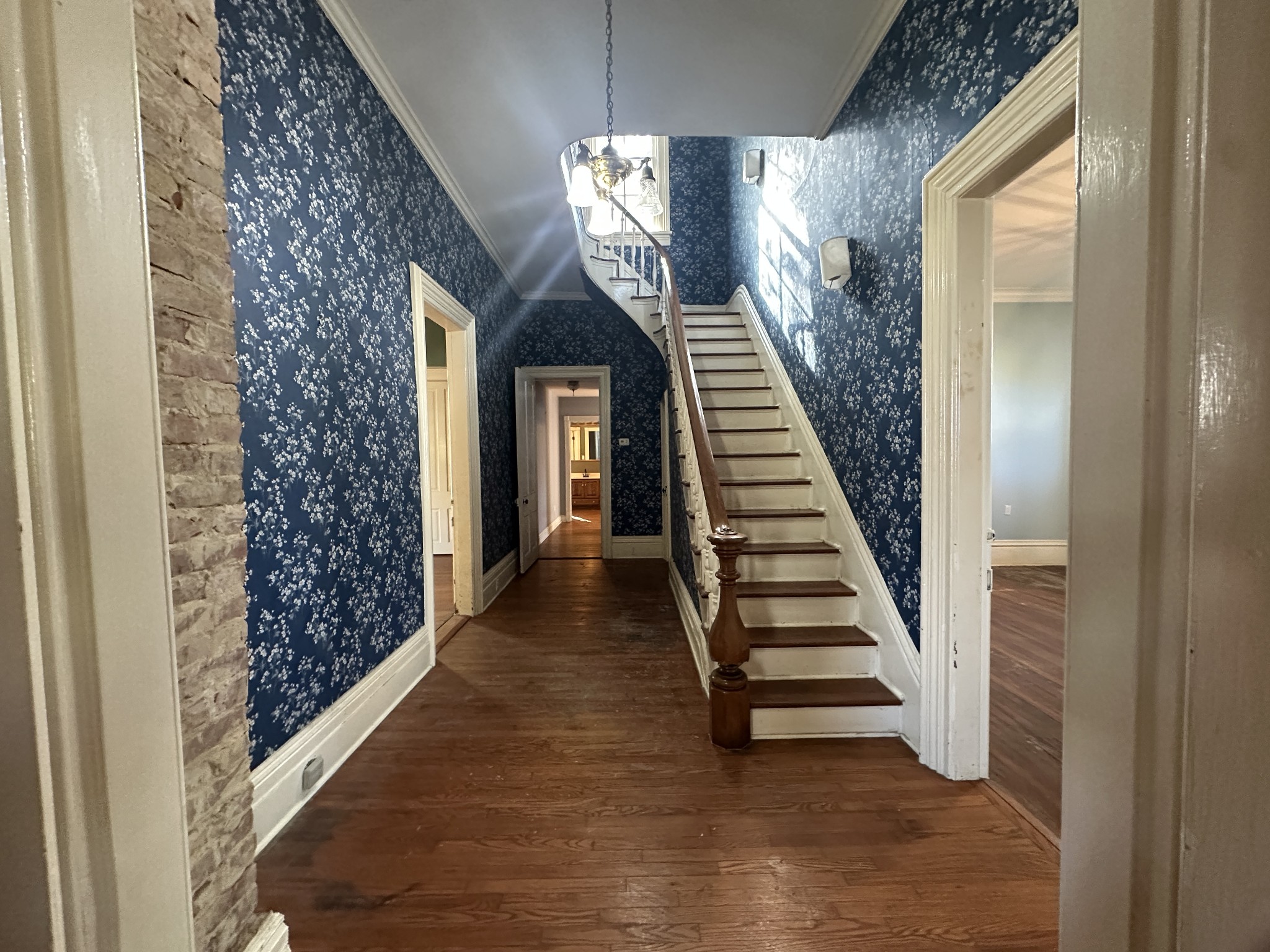 474 S Main Street Russellville KY 42276
