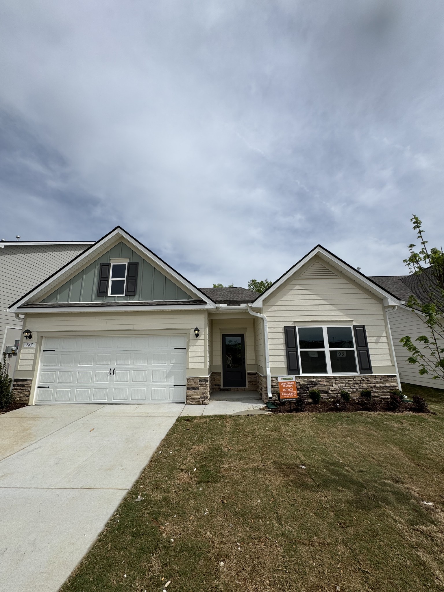 743 Chiswick Court Lebanon TN 37087