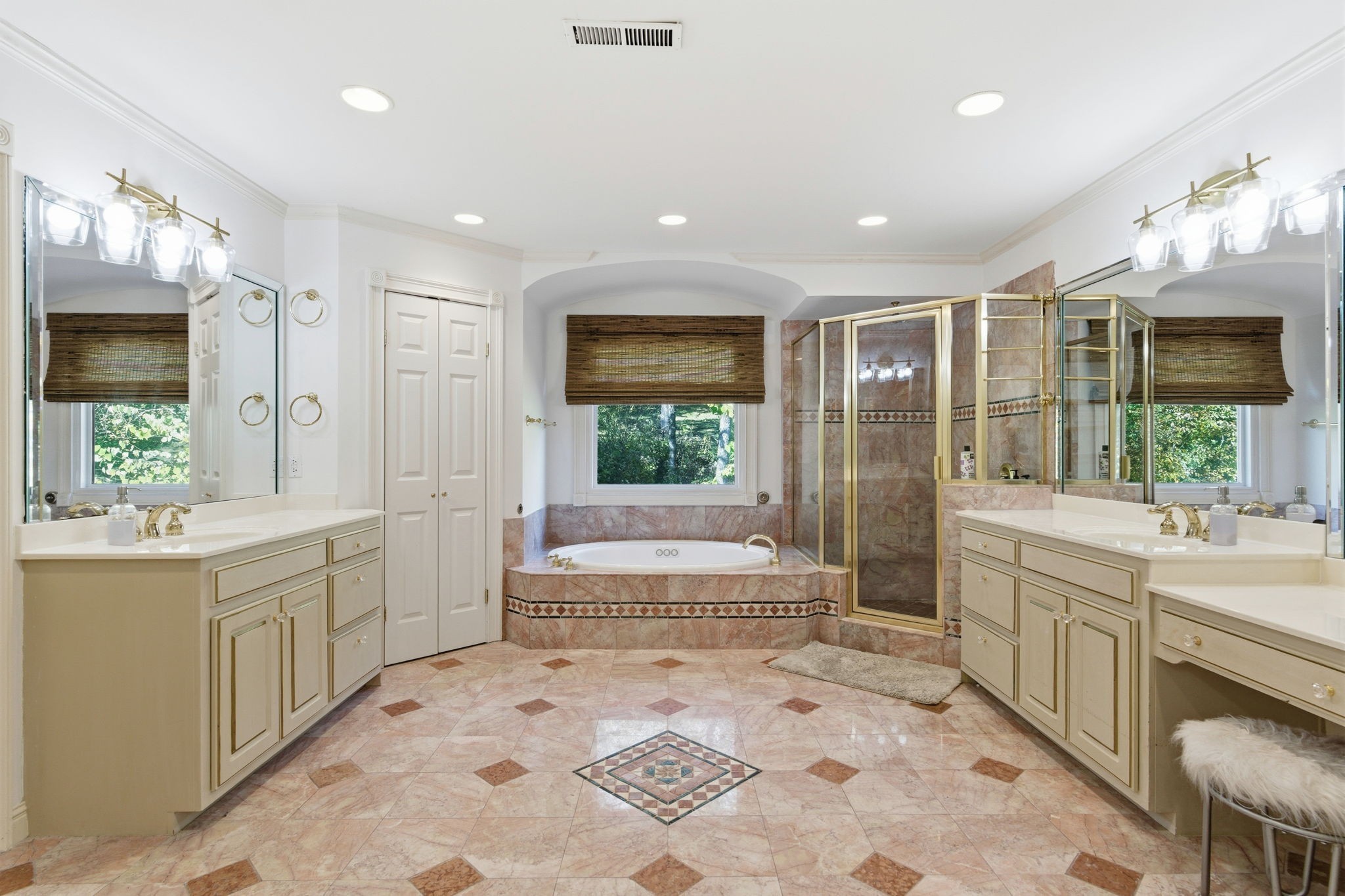 9404 Smithson Lane Brentwood TN 37027