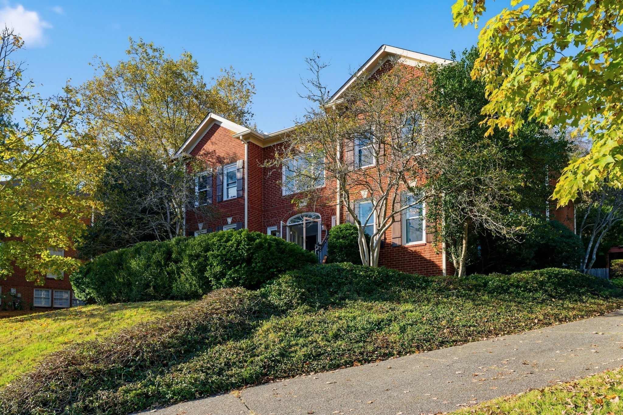 9404 Smithson Lane Brentwood TN 37027