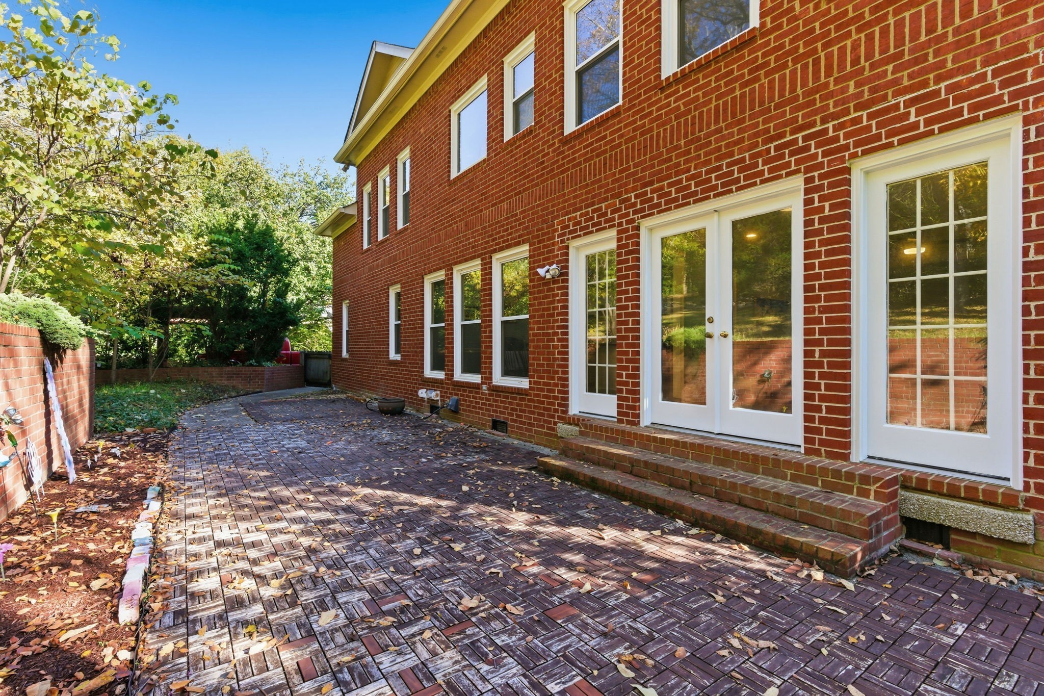 9404 Smithson Lane Brentwood TN 37027