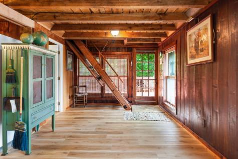 4428 Deer Creek Road Linden TN 37096