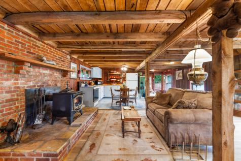 4428 Deer Creek Road Linden TN 37096