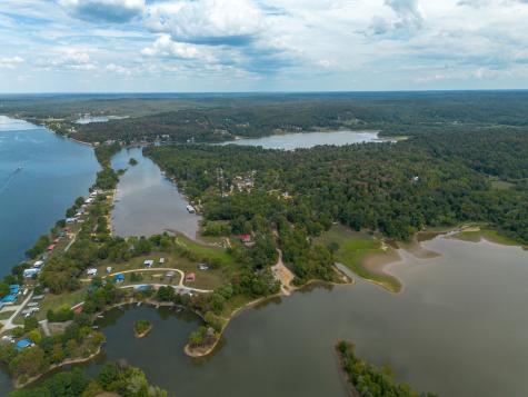4428 Deer Creek Road Linden TN 37096