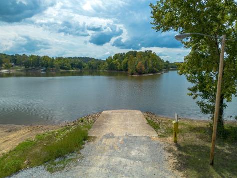 4428 Deer Creek Road Linden TN 37096