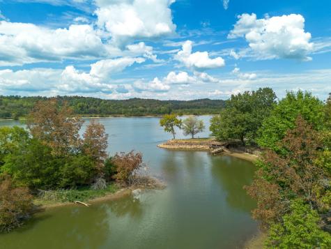 4428 Deer Creek Road Linden TN 37096