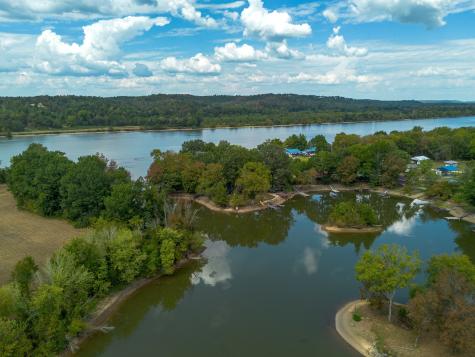 4428 Deer Creek Road Linden TN 37096