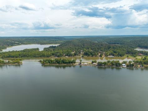 4428 Deer Creek Road Linden TN 37096