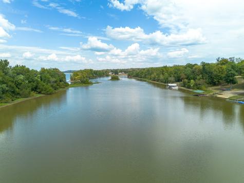 4428 Deer Creek Road Linden TN 37096