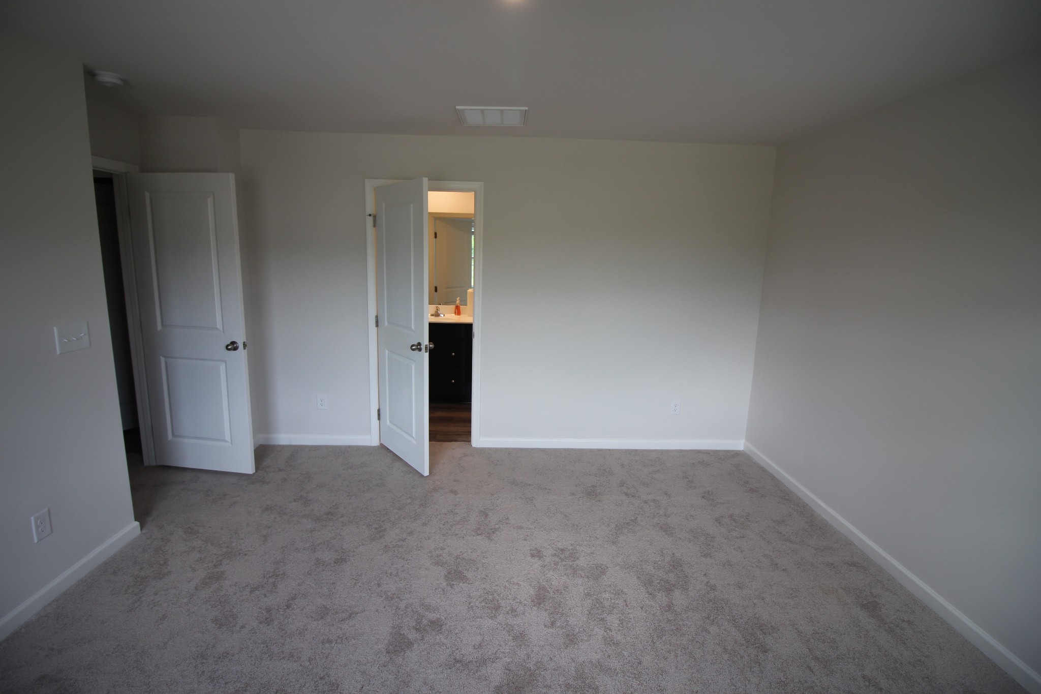 2009 Westchester Drive Nashville TN 37207