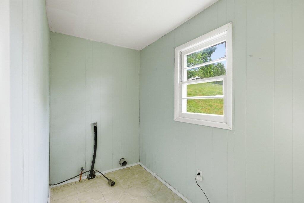 5780 Toestring Valley Road Spring City TN 37381